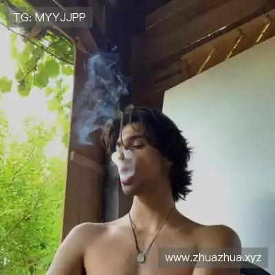 伍煦羿